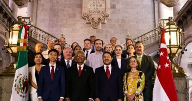 Reconocimiento internacional a la transformación urbana y liderazgo en políticas sociales, movilidad y sustentabilidad.