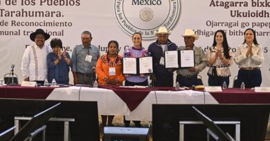 Claudia Sheinbaum y autoridades agrarias restituyen tierras comunales a comunidades rarámuri y ódami, avanzando en justicia territorial en Chihuahua.