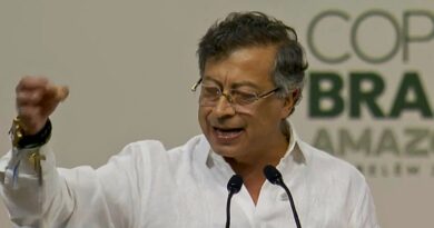 En un discurso encendido, Gustavo Petro acusó a potencias y corporaciones de condenar al planeta por su codicia y negación de la ciencia.
