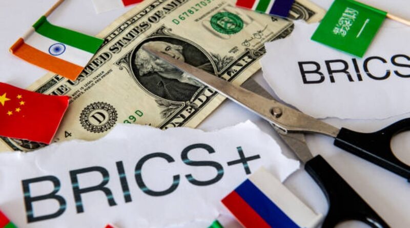 El BRICS Bridge, una plataforma operativa desde julio de 2025, permite a 11 naciones el comercio en monedas locales, eludiendo al dólar y la dominancia de EE. UU.