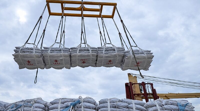 El arribo del buque Loyalty Hong a La Habana completa un ciclo de 30,000 toneladas de grano, clave para la estabilidad alimentaria de la población.
