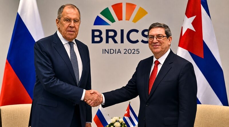 En el marco de la cumbre BRICS, Rusia asegura respaldo político y material a la isla frente a la escalada de sanciones y presiones de Washington.