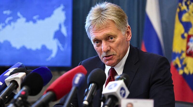 Peskov califica de “falsa” información de Der Spiegel sobre retirada de acreditaciones para el desfile del 9 de mayo por Día de la Victoria.