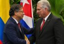 El presidente colombiano sustituye compromisos en la OEA y la ONU por una visita a La Habana, en un contexto de tensiones regionales y cambios políticos en Colombia.
