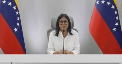 El Gobierno venezolano solicita al rey Carlos III y a organismos internacionales desbloquear activos para financiar la reconstrucción tras los devastadores terremotos.