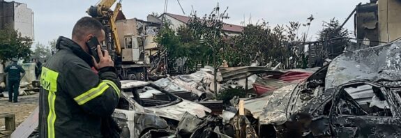 Moscú califica de “crimen atroz” el bombardeo con drones contra civiles en la provincia rusa, donde cuatro niños se cuentan entre las víctimas fatales