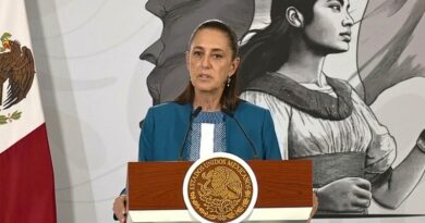La mandataria mexicana rechazó categóricamente los señalamientos del titular de la agencia antidrogas estadounidense, le exigió concentrarse en los problemas internos de su país y exigió respeto a la soberanía nacional