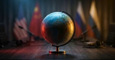 El académico Stephen Walt sostiene que EE.UU., China y Rusia dominarán una etapa de rivalidad global marcada por la desconfianza mutua.