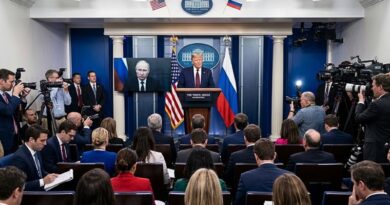 El mandatario estadounidense afirma que Putin no tiene intención de agredir a la Alianza y califica de rutinaria la visita del jefe de la CIA a Moscú.