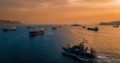 El portavoz de la Guardia Revolucionaria iraní subraya que el estrecho no es solo una vía comercial, sino un activo geopolítico fundamental, y que su reapertura está desvinculada de las negociaciones paralelas con Omán