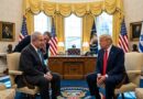 El presidente estadounidense evita apoyar al primer ministro israelí en la recta final electoral debido a sus bajos niveles de popularidad y crecientes desacuerdos en política exterior.