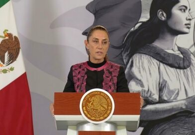 La mandataria mexicana anuncia la aprobación de 103 modificaciones legales que, según afirma, revierten décadas de políticas neoliberales y colocan al pueblo como eje central del Estado, marcando un hito en la Cuarta Transformación.