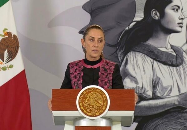 La mandataria mexicana anuncia la aprobación de 103 modificaciones legales que, según afirma, revierten décadas de políticas neoliberales y colocan al pueblo como eje central del Estado, marcando un hito en la Cuarta Transformación.