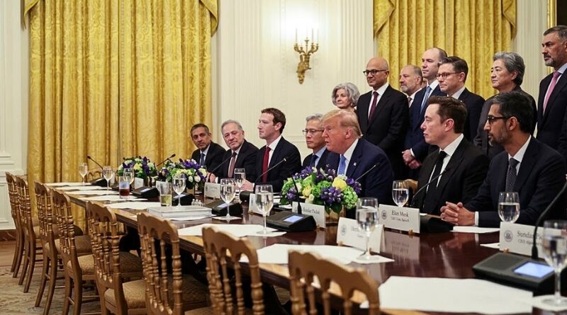 La Casa Blanca activa un grupo de trabajo con 120 días para evaluar riesgos y oportunidades de la inteligencia artificial y definir el papel del Estado.