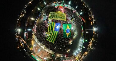 A los 80 años, el líder del PT derrotó a Flávio Bolsonaro con 51,78 % y rompió una racha histórica vigente en el país desde 1989.