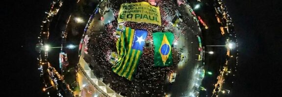 A los 80 años, el líder del PT derrotó a Flávio Bolsonaro con 51,78 % y rompió una racha histórica vigente en el país desde 1989.